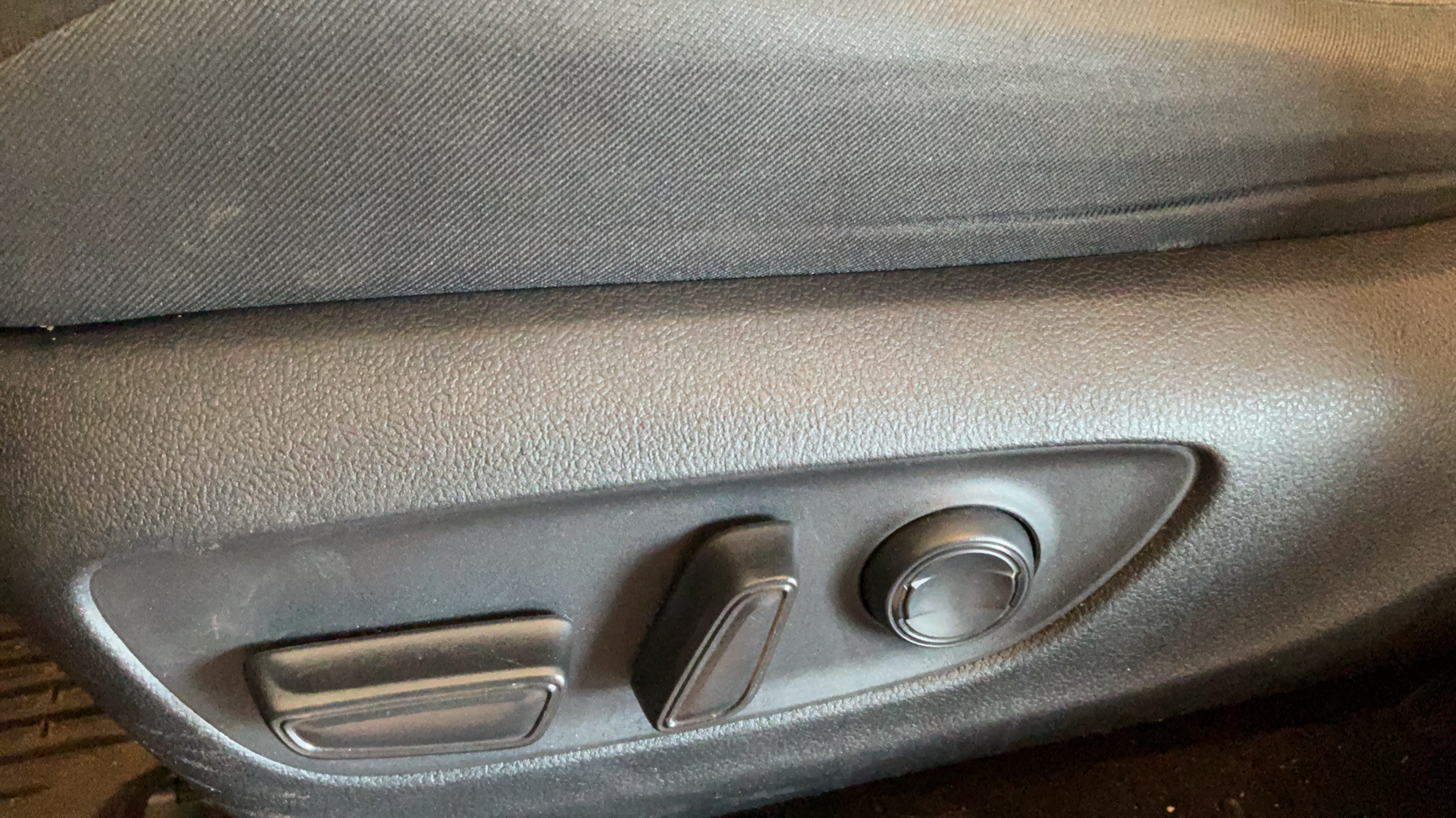 Certified 2024 Toyota RAV4 XLE FWD image 22