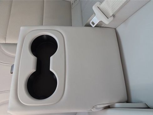 New 2026 Buick Envision Avenir image 25