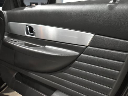 Used 2002 Ford Thunderbird image 40