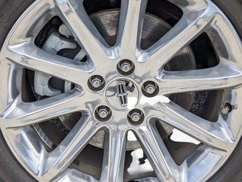 Used 2013 Lincoln MKX FWD image 38