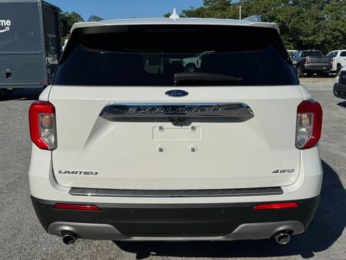 Certified 2022 Ford Explorer Limited image 5