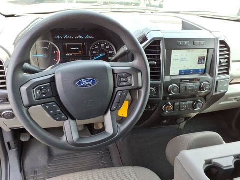 Used 2022 Ford F350 4x4 Regular Cab Super Duty image 17