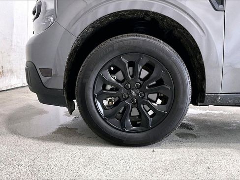 Used 2023 Ford Maverick Lariat w/ Black Appearance Package image 6