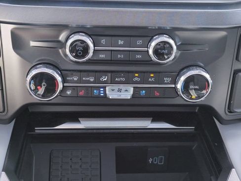 Used 2024 Ford F250 Limited w/ FX4 Off-Road Package AWD/4WD image 25