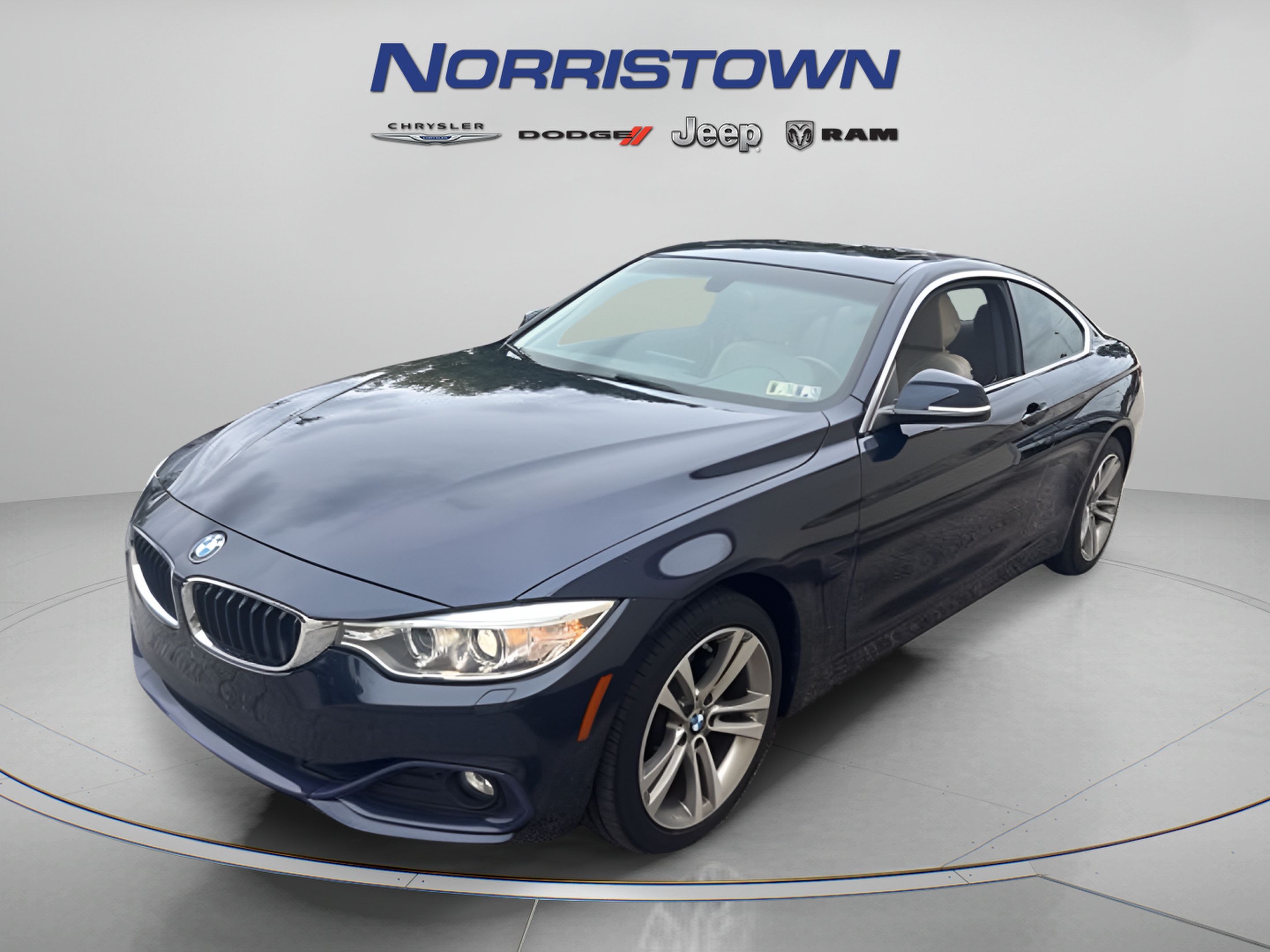 Used 2017 BMW 430i xDrive Coupe AWD/4WD image 4