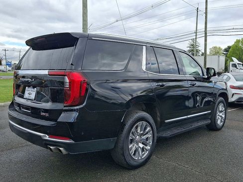 Used 2025 GMC Yukon Denali AWD/4WD image 7