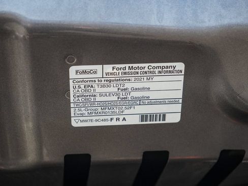 Used 2021 Ford Escape SE FWD image 25
