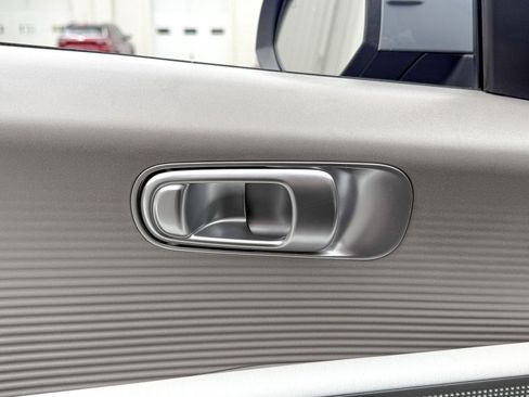 Used 2023 Hyundai Ioniq 6 SEL image 16