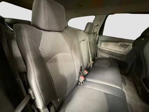 Used 2010 Chevrolet Traverse LT w/ Personal Connectivity Package FWD image 25