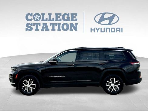 Used 2023 Jeep Grand Cherokee L Limited w/ Luxury Tech Group II RWD image 7