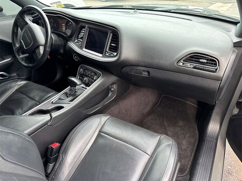 Used 2017 Dodge Challenger R/T Plus image 22