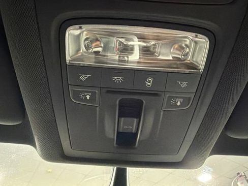 Used 2018 Audi Q3 2.0T Premium FWD image 26