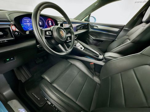 Used 2024 Porsche Macan 4 Electric w/ Premium Package AWD/4WD image 7