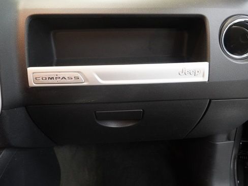 Used 2016 Jeep Compass High Altitude image 35