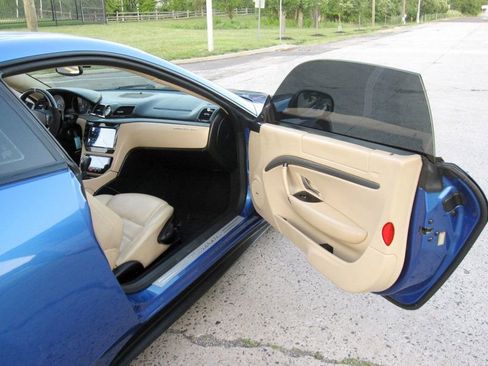 Used 2014 Maserati GranTurismo MC RWD image 23