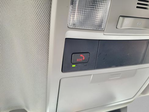 Certified 2023 Toyota Tacoma SR5 image 30