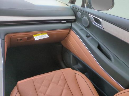 New 2026 Genesis GV80 3.5T Prestige image 15