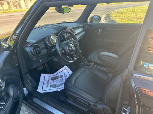 Used 2019 MINI Cooper Convertible w/ Signature Upholstery Package image 6