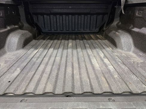 Used 2025 GMC Canyon AT4 AWD/4WD image 5