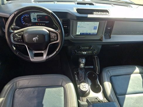 Used 2022 Ford Bronco Outer Banks AWD/4WD image 11