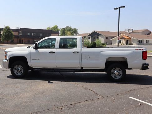Used 2016 Chevrolet Silverado 2500 W/T AWD/4WD image 9