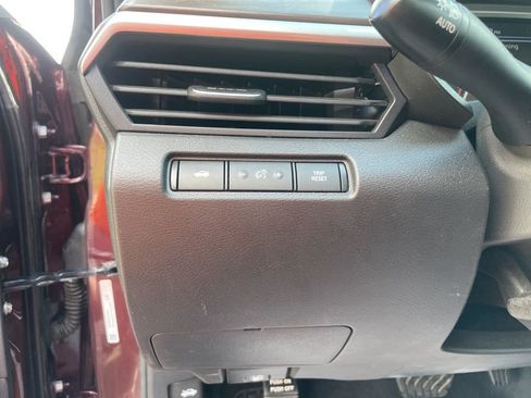 Used 2024 Nissan Altima 2.5 SV image 18