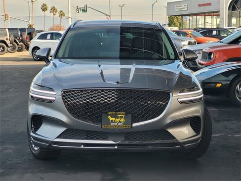 Used 2025 Genesis GV70 2.5T image 2