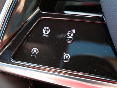 New 2026 Cadillac Lyriq Premium Luxury image 27