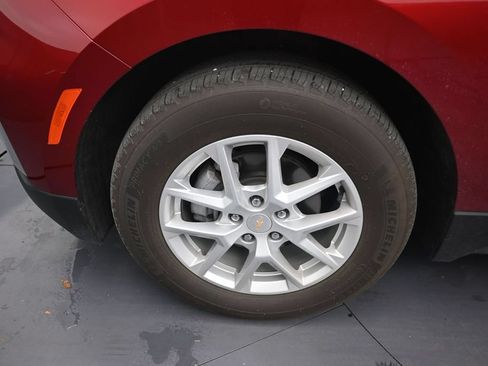 Used 2023 Chevrolet Equinox LT FWD image 10