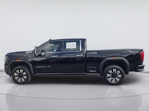Used 2025 GMC Sierra 2500 Denali w/ Denali Reserve Package AWD/4WD image 5