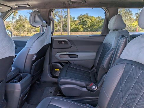 New 2027 Kia Telluride SX Prestige X-Line AWD/4WD image 17