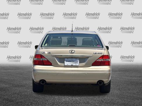 Used 2005 Lexus LS 430 RWD image 6