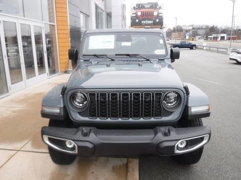New 2026 Jeep Gladiator Sport image 6