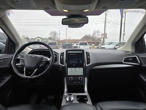 Used 2023 Ford Edge SEL image 14