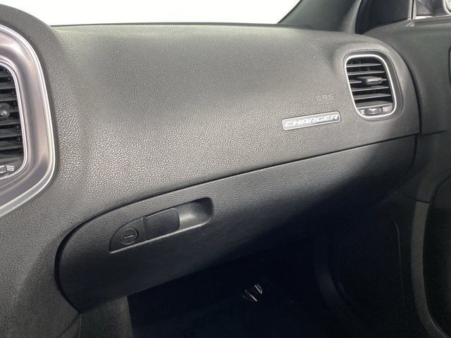 Used 2021 Dodge Charger SXT RWD image 28