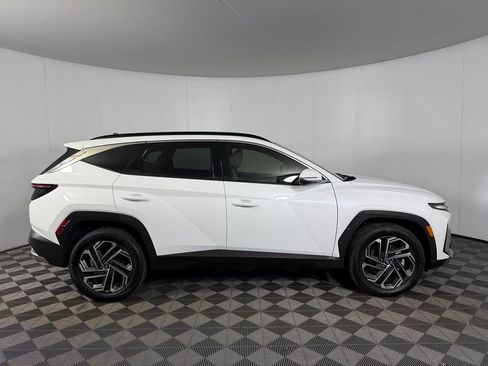 Used 2025 Hyundai Tucson Limited AWD/4WD image 5