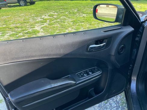 Used 2014 Dodge Charger SE w/ Sport Appearance Group RWD image 16