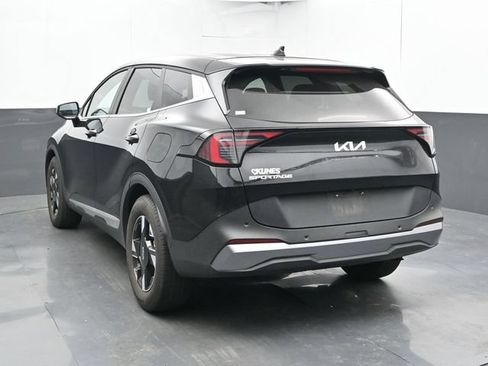 Used 2026 Kia Sportage LX FWD image 11