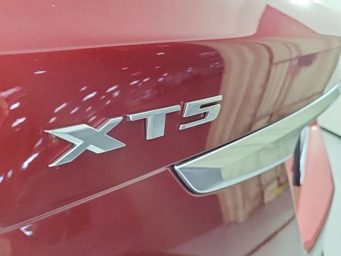 Used 2026 Cadillac XT5 Premium Luxury w/ Driver Assist Package FWD image 5