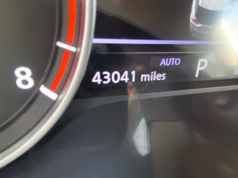 Used 2023 Nissan Rogue SV image 5