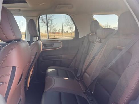 Used 2025 Ford Bronco Sport Outer Banks w/ Outer Banks Tech Package+ image 28