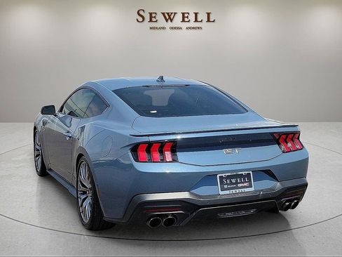 Used 2024 Ford Mustang GT Premium RWD image 3