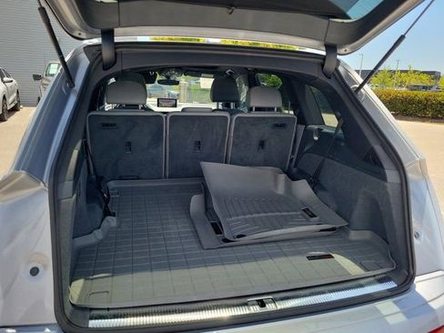 Used 2019 Audi Q7 3.0T Premium Plus w/ Premium Plus Package AWD/4WD image 8