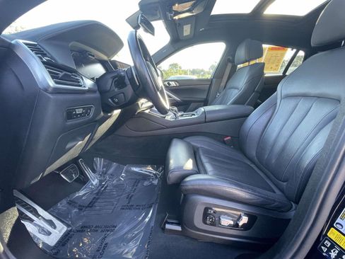 Used 2022 BMW X6 xDrive40i w/ Executive Package AWD/4WD image 19