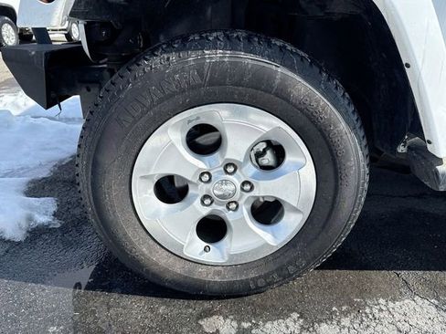 Used 2014 Jeep Wrangler Unlimited Sahara image 6