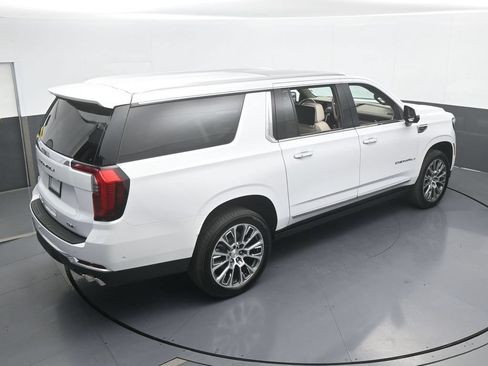 Used 2026 GMC Yukon XL Denali w/ Denali Reserve Package AWD/4WD image 64
