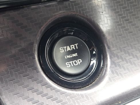 Used 2016 Jaguar F-TYPE R image 24