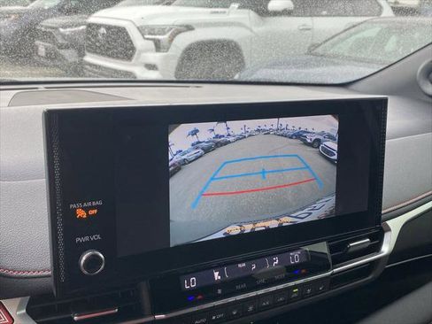 Certified 2025 Toyota Sienna XSE w/ XSE Premium Package FWD image 14
