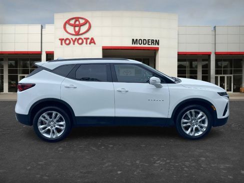 Used 2021 Chevrolet Blazer LT w/ Sound & Technology Package FWD image 4