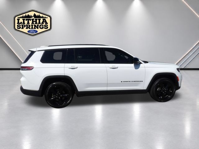 Used 2023 Jeep Grand Cherokee L Laredo AWD/4WD image 12